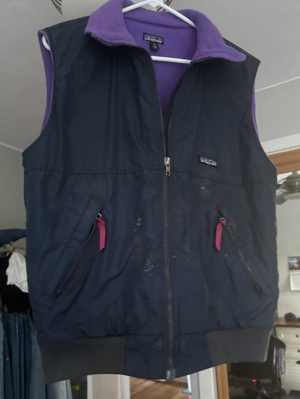 VINTAGE PATAGONIA VEST • SMALL